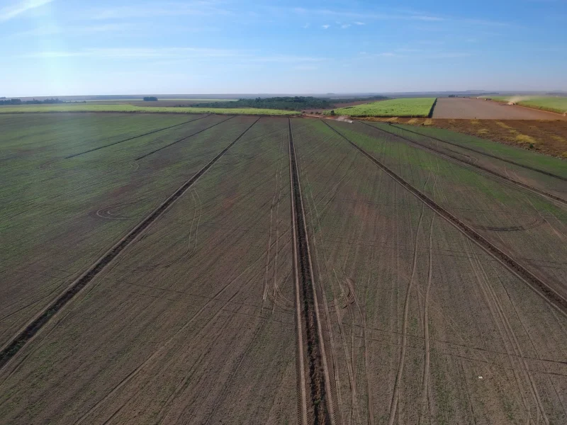 Drenagem agrícola subterrânea e usinas fotovoltaicas — Techduto Techdreno
